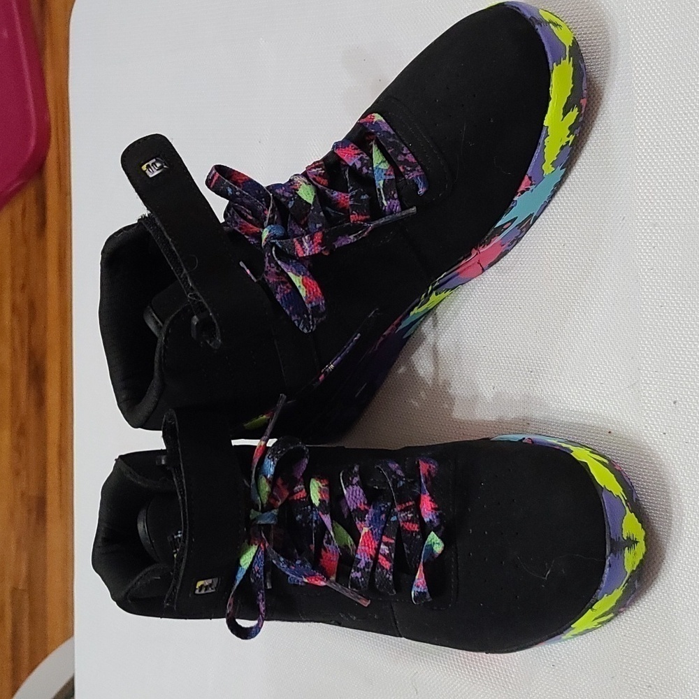 Fila Vulc 13 Paintball YOUTH Sneakers Shoes Black W/Florescent Splashes Sz 5 EUC